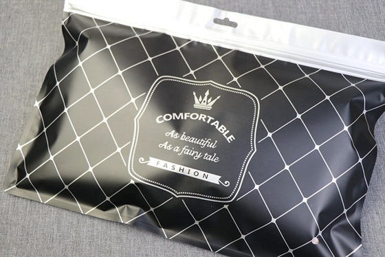 Custom Printed Clear Underwear Packaging Bags with Hang Hole Multi-layer Zipper Heat Sealable Bag